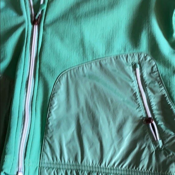 The Northface Jacket - Picture 4 of 6